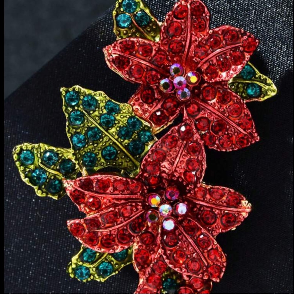 Vintage Christmas Poinsettia Pin